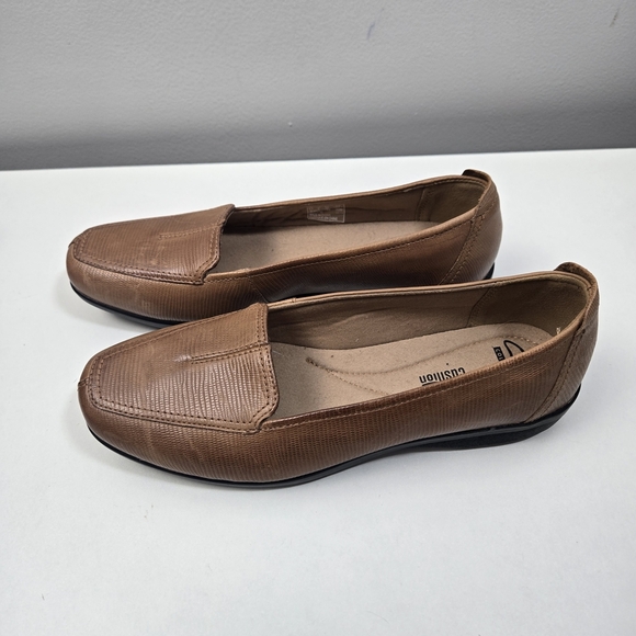 Clarks Shoes - Clarks Brown Loafers